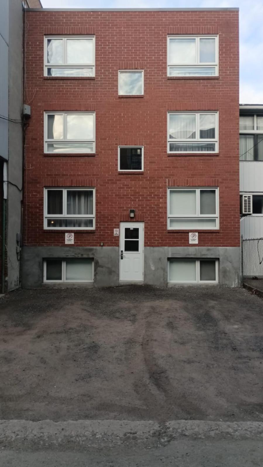Wonderful Studio In Little Italy With Full Bath By Den Stays Montreal Exterior foto